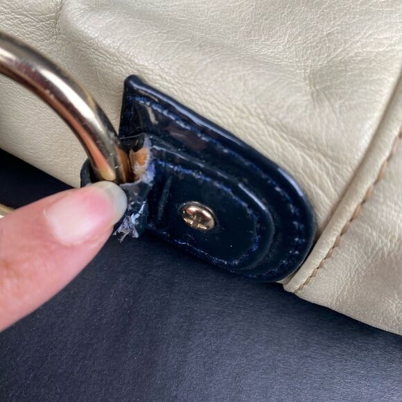 REBECCA MINKOFF Women's ivory LEATHER CROSSBODY Pockets - Picture 8 of 16